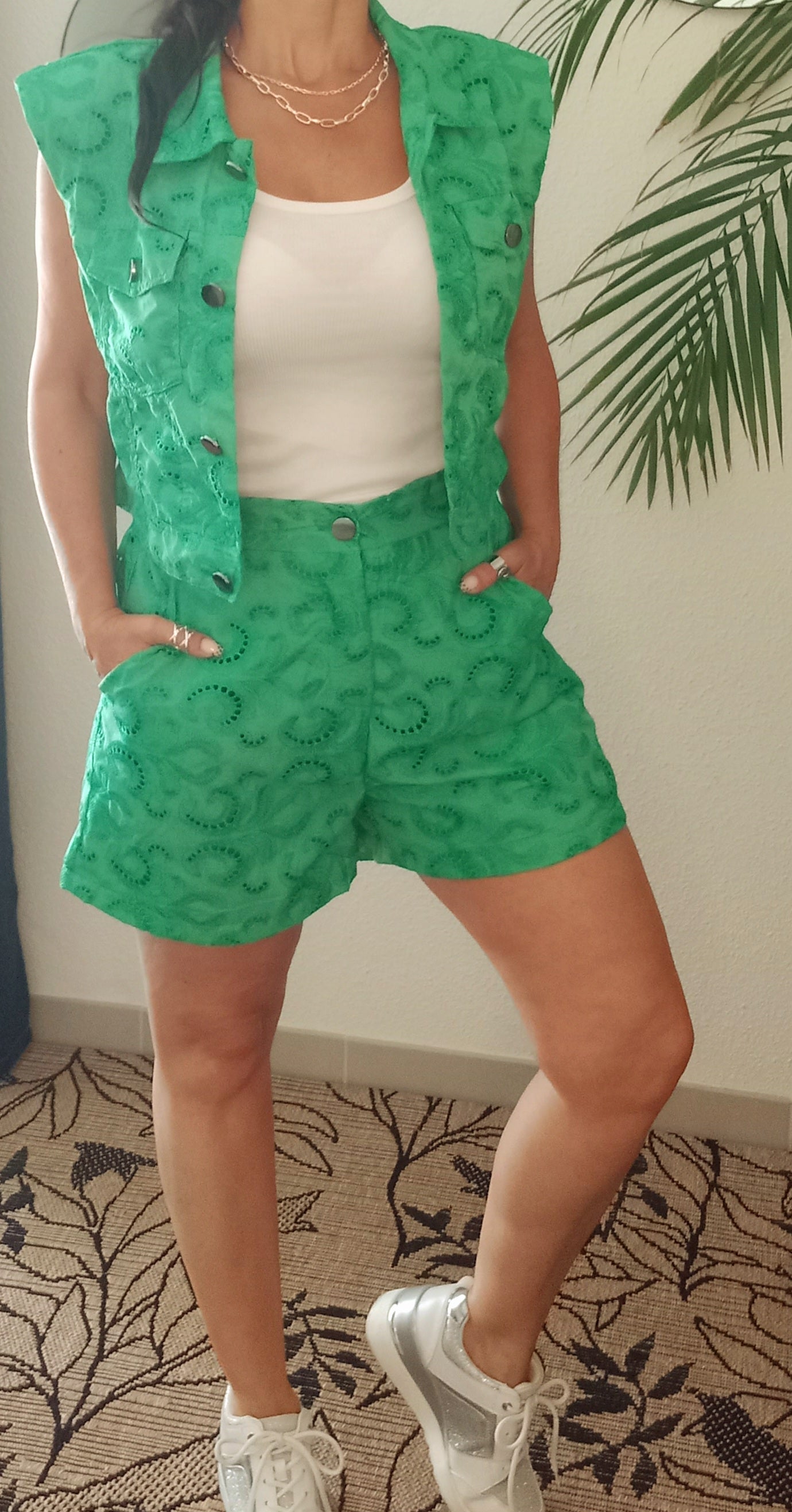 Ensemble short