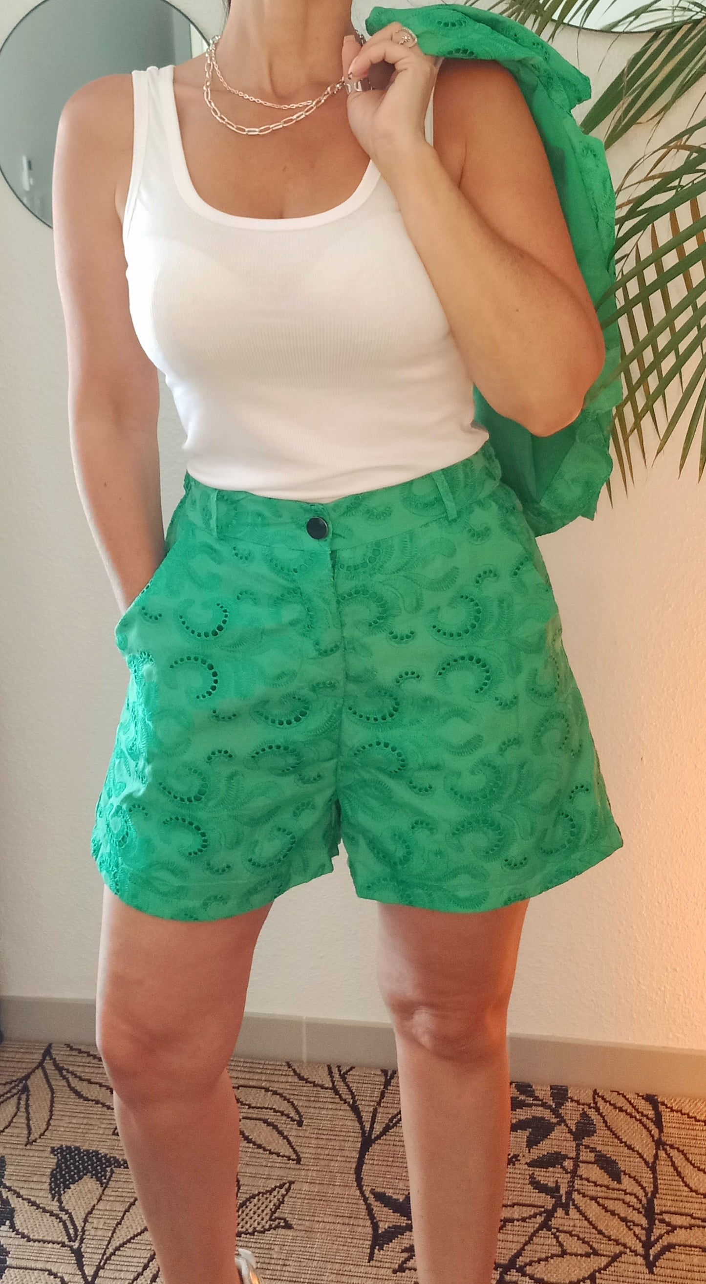 Ensemble short