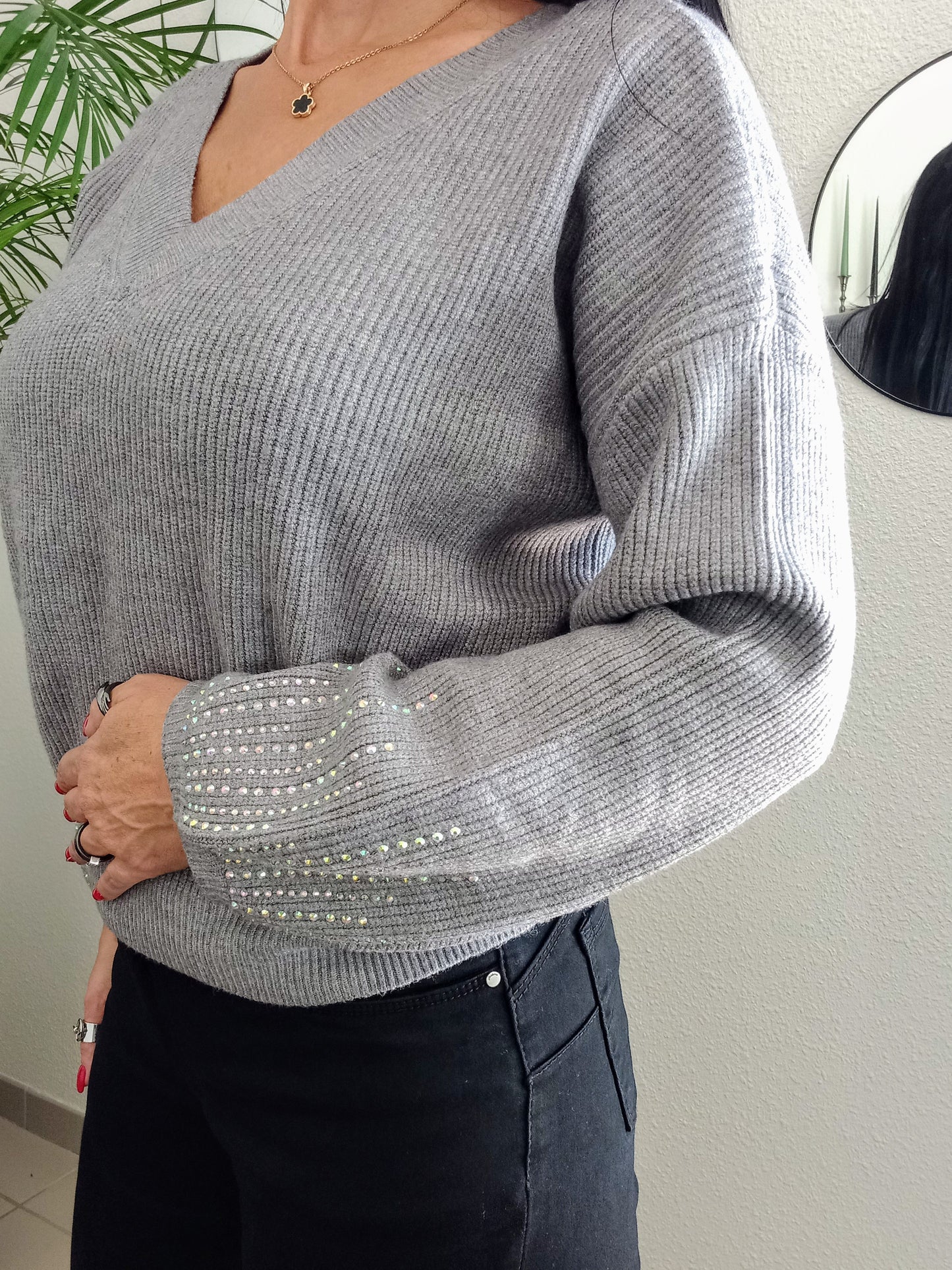 Pull gris strass