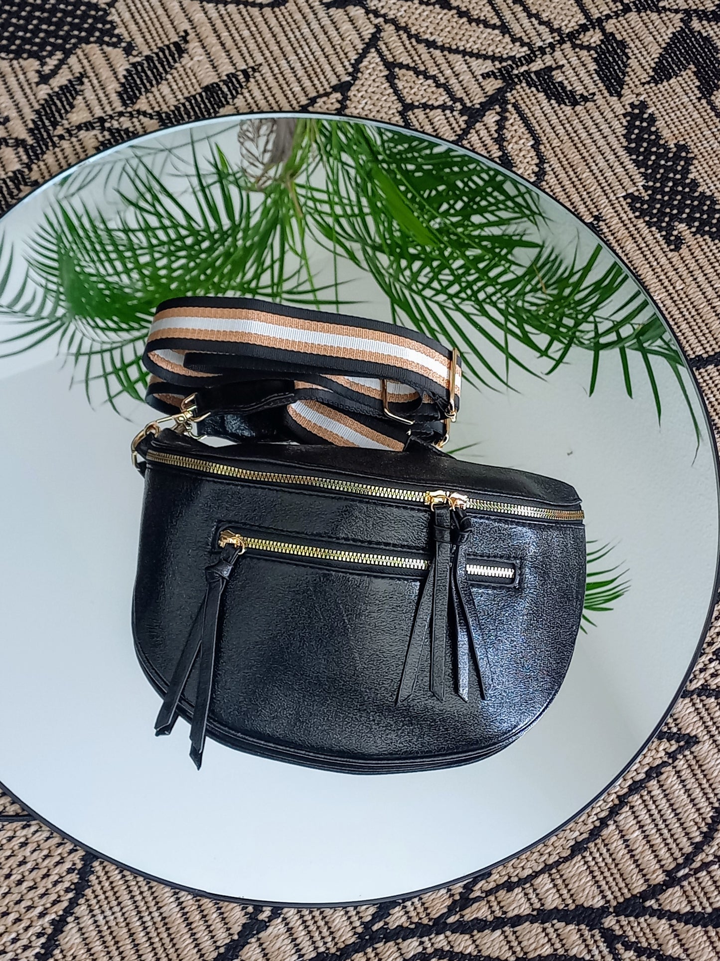 Sac banane noir métallisé